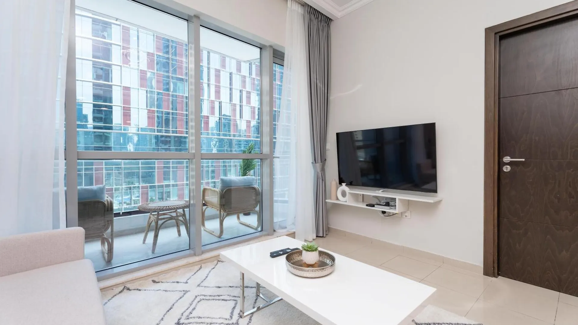 Fabulous 1 Bedroom At Dubai Marina
